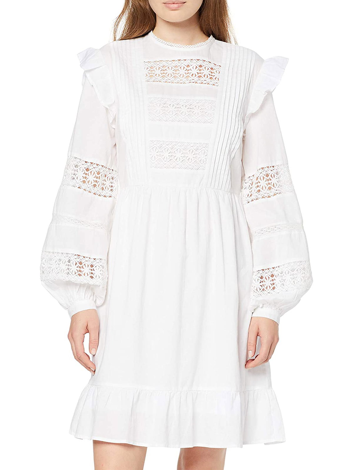 Weißes Sommerkleid mit langen Ärmeln, Volants und Spitze