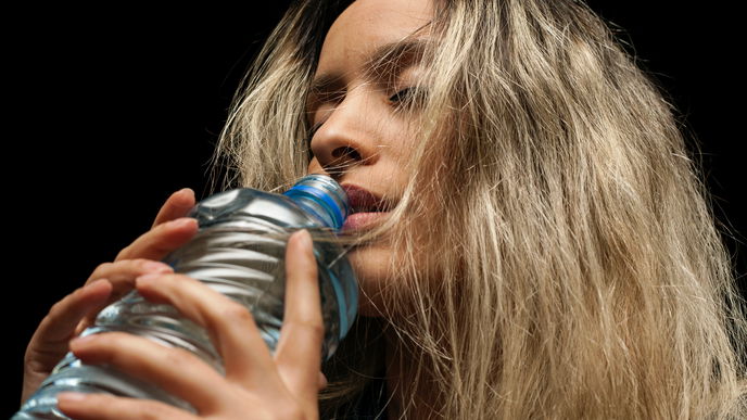 Wasser trinken: Darum ist Wassertrinken so wichtig für den Körper!