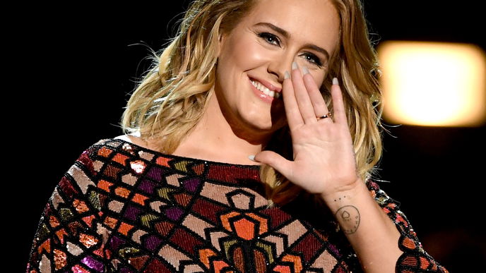 Adele äußert sich zu ihrem Beziehungsstatus: Sie hat ihr Herz verschenkt an ... 
