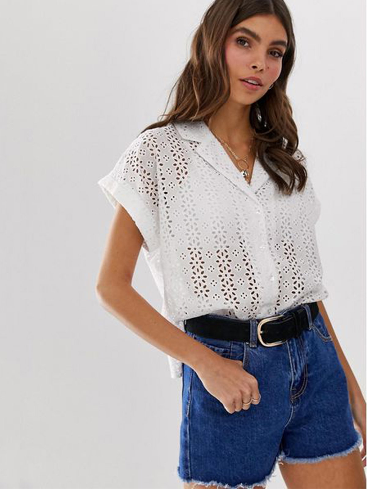 Bowling Bluse mit Lochspitze