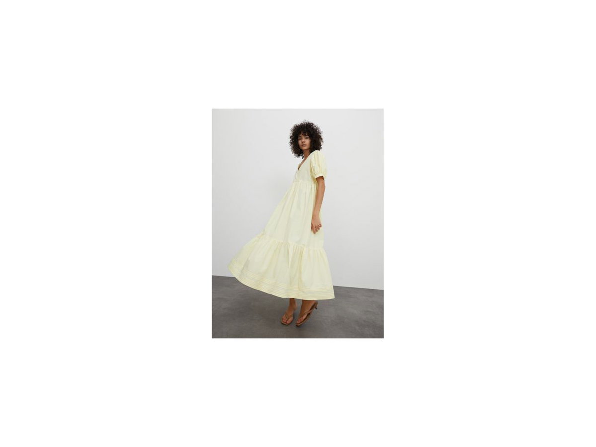 Gelbes Maxikleid