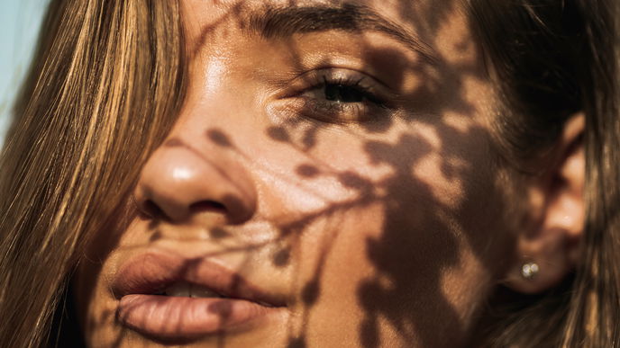 Beauty-Trend: Der beste Highlighter für einen natürlichen Sommer-Glow