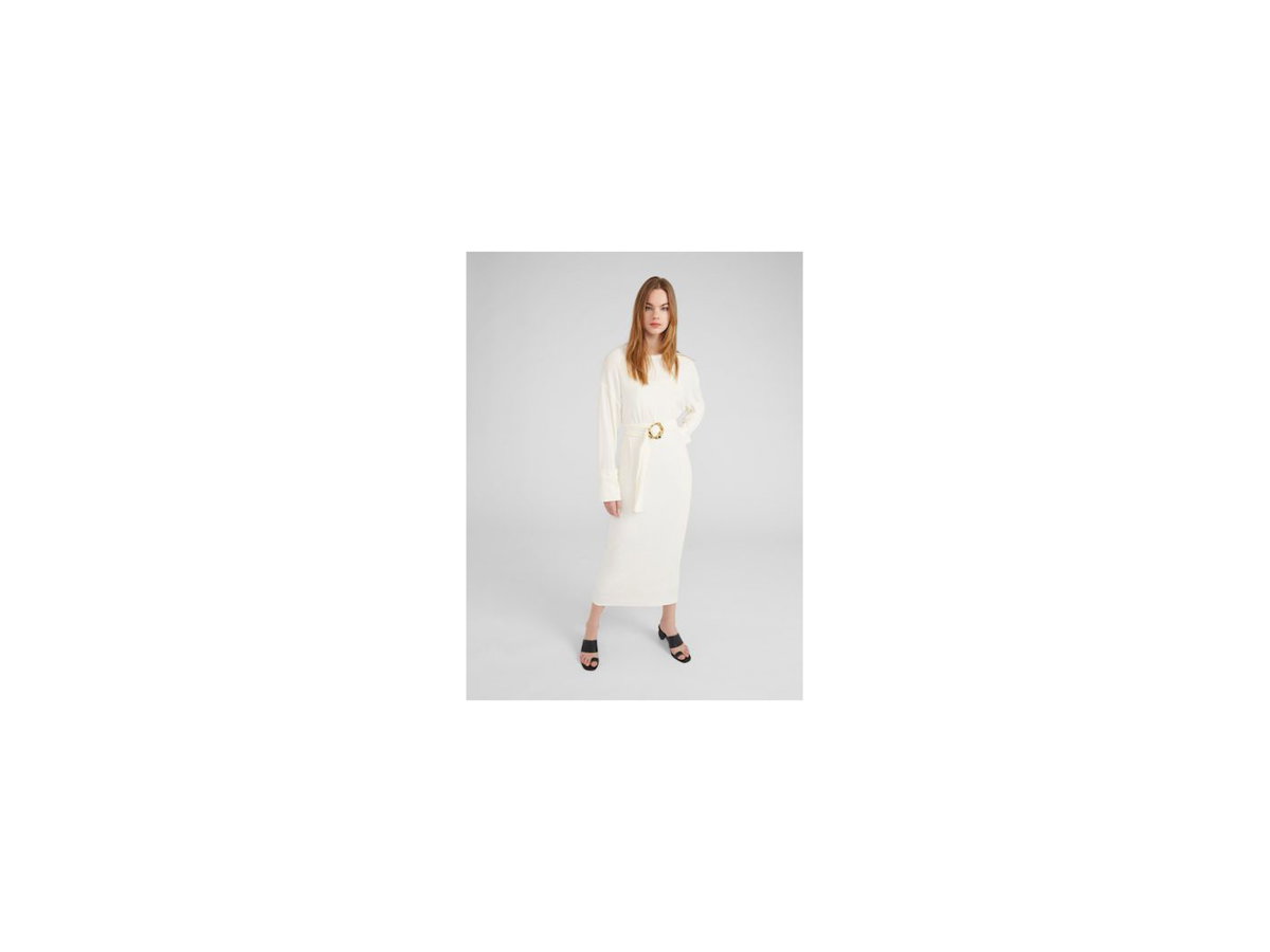 Maxikleid mit Taillengürtel