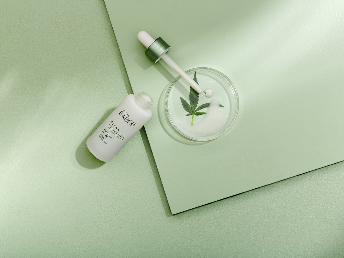 Das DOCTOR BABOR CLEANFORMANCE „Phyto CBD Serum”