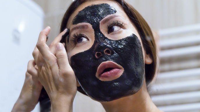 Charcoal Skincare: Die besten Produkte mit Aktivkohle