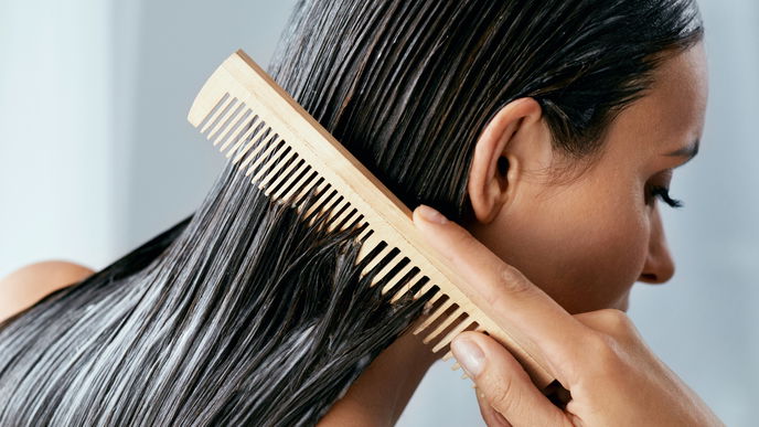Haare schneller wachsen lassen: Diese Haarkur macht es möglich
