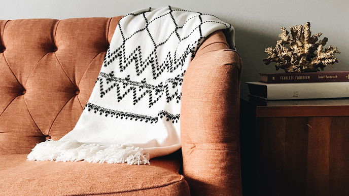 Interior-Trend: Diese Kuscheldecke ist ein wahrer Bestseller