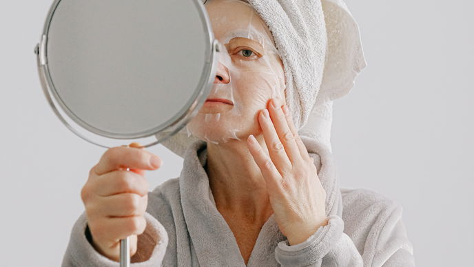 5 seltsame Dinge, die Frauen im Bad machen!