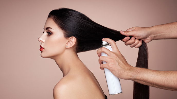 Trockenshampoo: Das beste Trockenshampoo, um die Haare zwischen den Haarwäschen aufzufrischen!