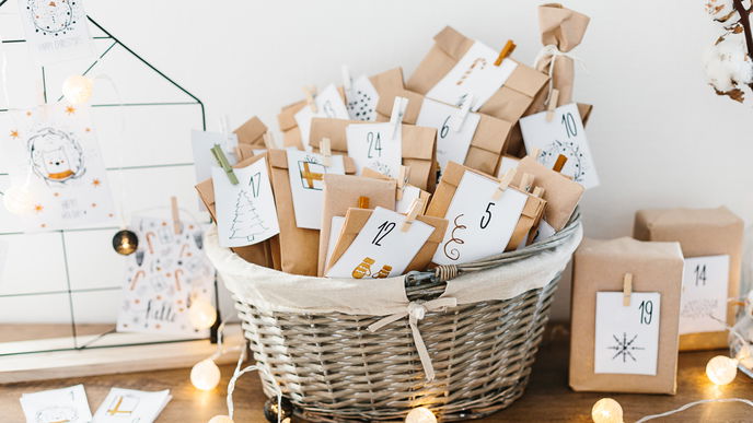 Adventskalender befüllen: Was fülle ich in einen Adventskalender?