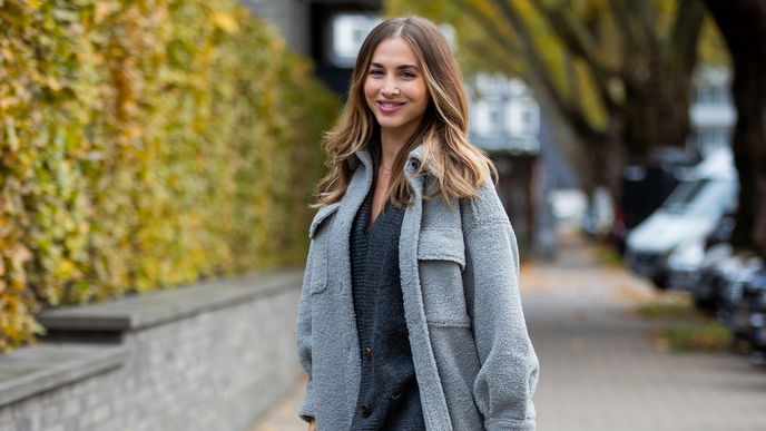 Modetrend 2021: Ann-Kathrin Götze trägt das perfekte Outfit für den Lockdown