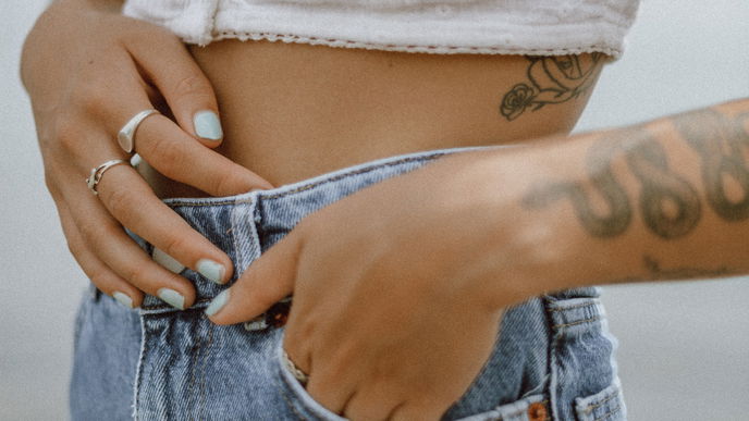 Flacher Bauch: Diese 5 Lebensmittel sind tabu!
