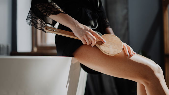 Dieses günstige Hausmittel hilft gegen Narben und Cellulite!