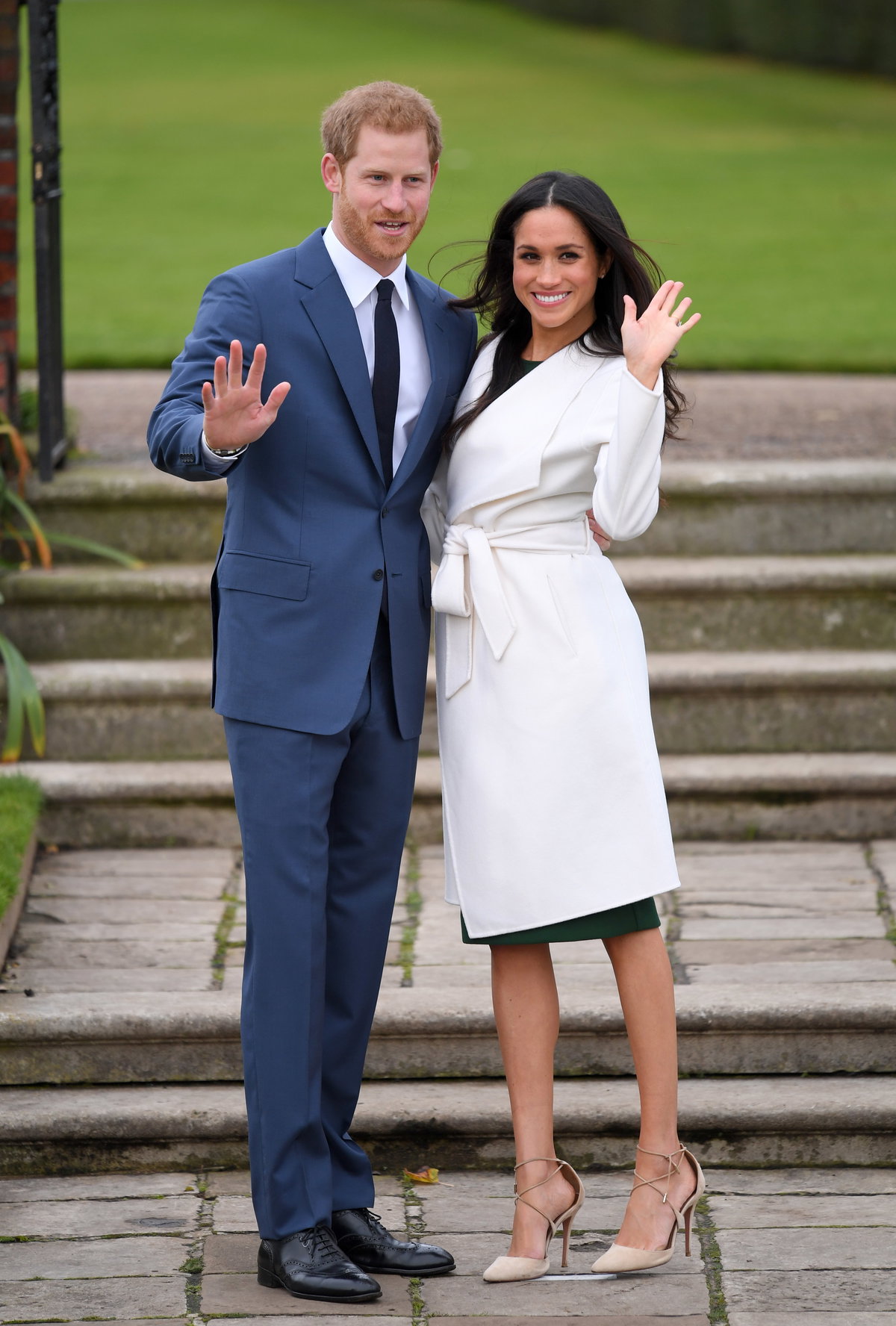 Prinz Harry Meghan Markle winken in die Kamera