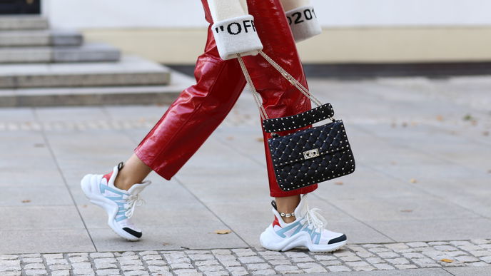 Schuhtrend 2021: DIESE Sneaker wollen jetzt alle haben