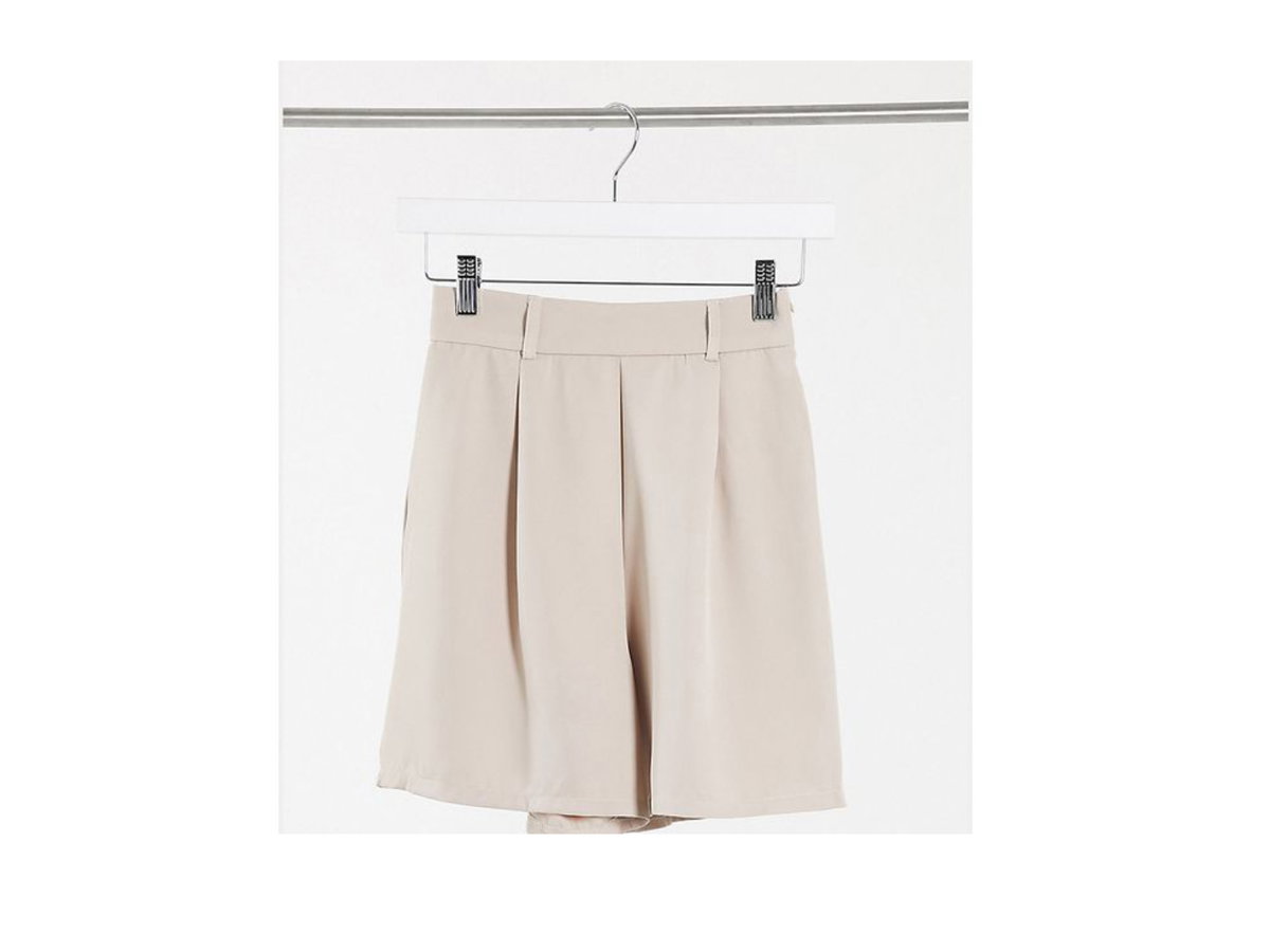 Bermuda Shorts beige