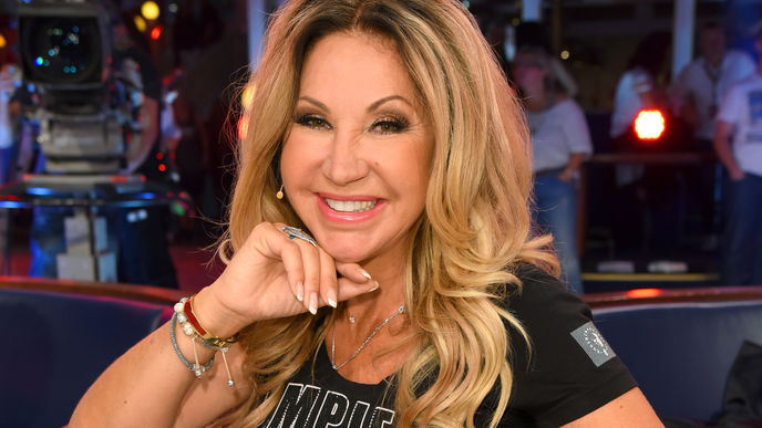 Carmen Geiss: Neue Haarfarbe! „Blond war gestern“ 