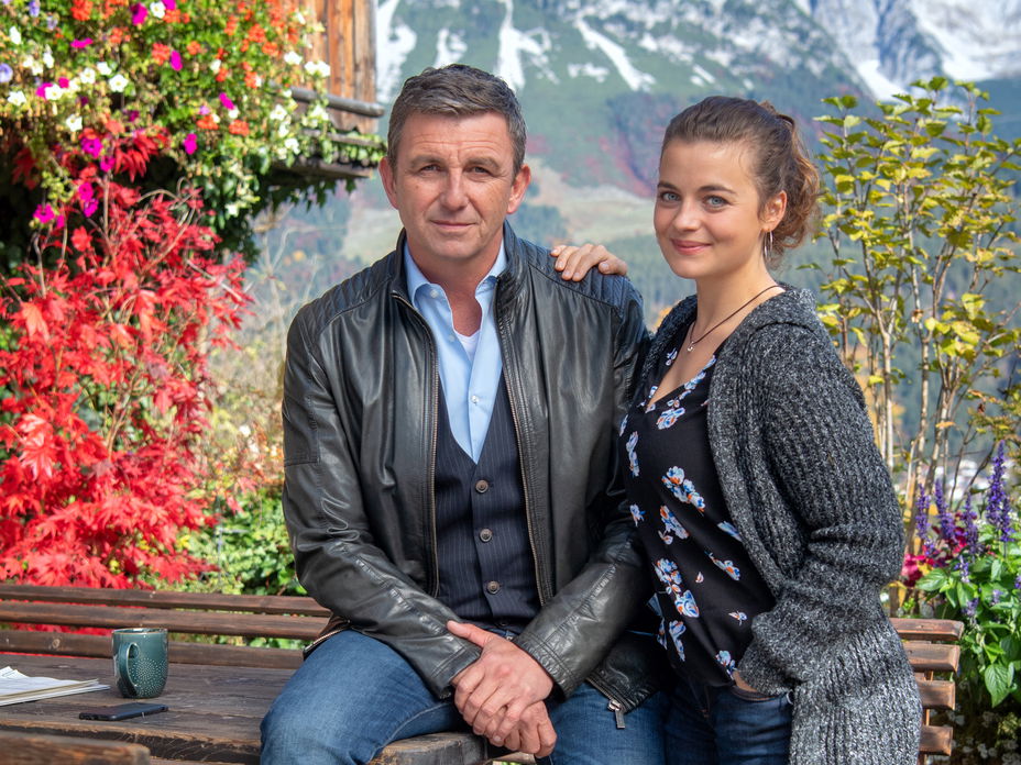 Der Bergdoktor Hans Sigl und Ronja Forcher