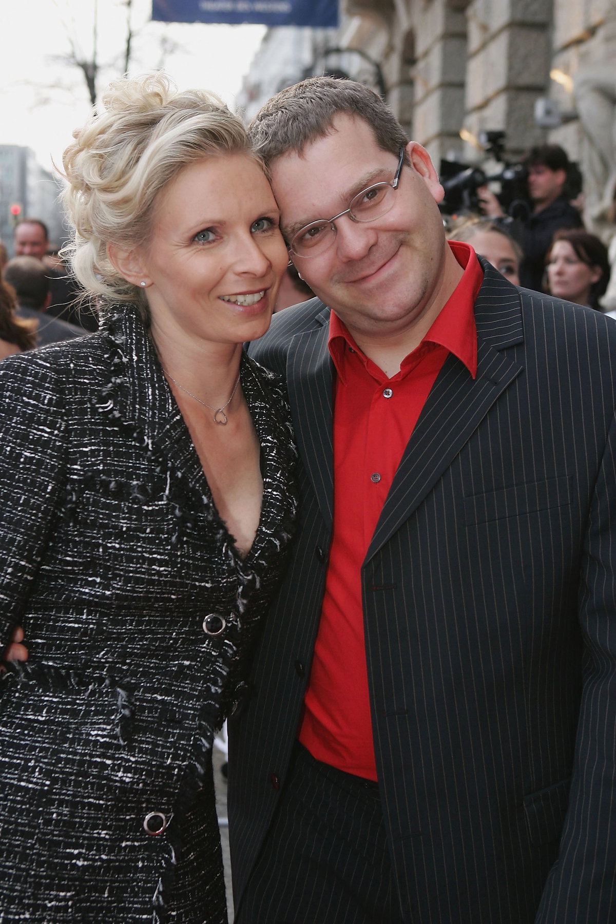 Elton mit seiner Frau Yvonne