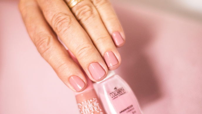 Bester Gel-Nagellack ohne UV im Test