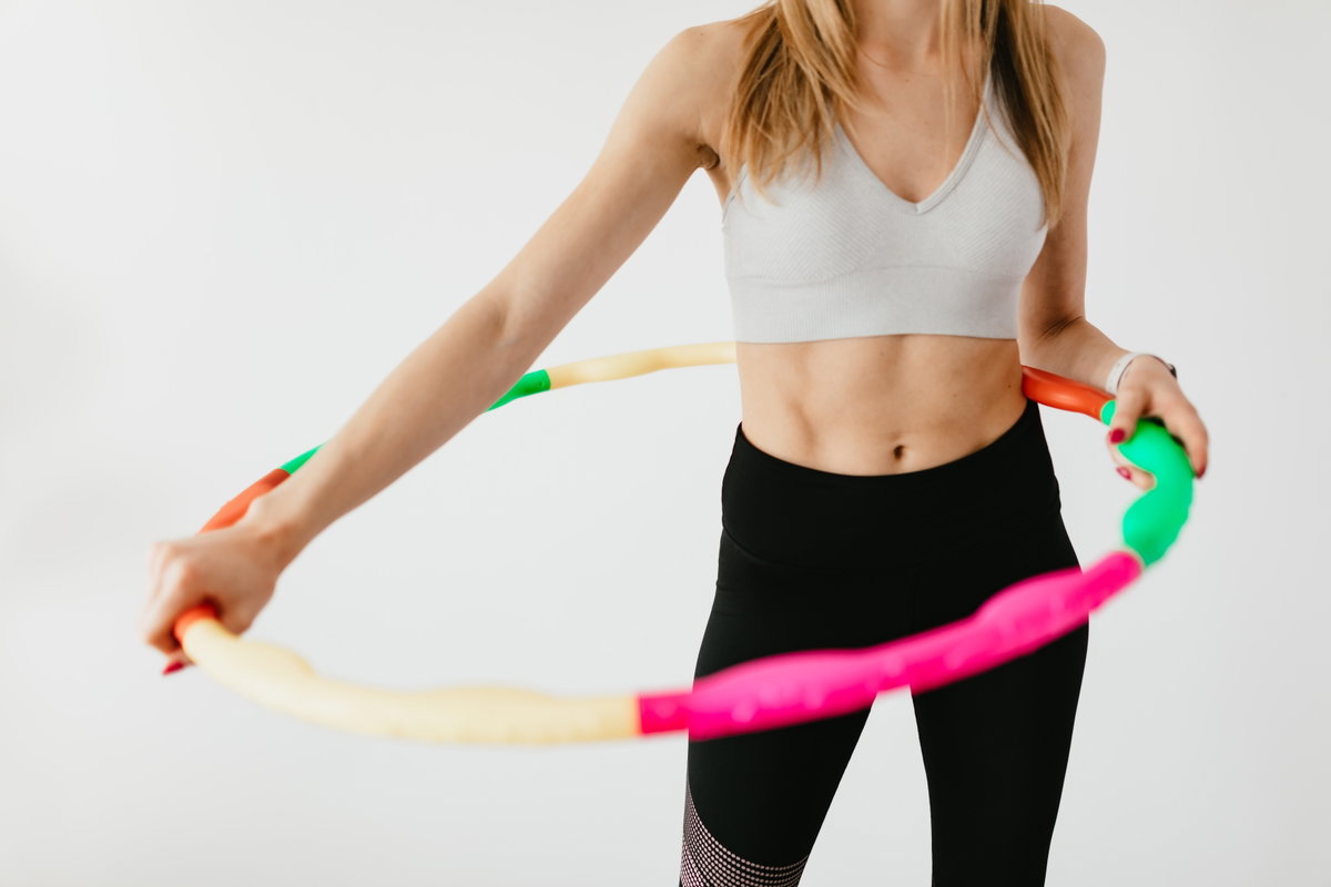 Hula Hoop gegen Rückenschmerzen