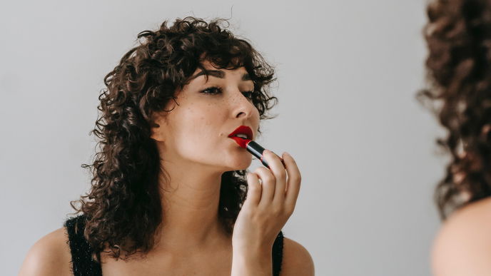 Lippenstift-Trend 2021: Diese 3 Lippenstiftfarben sollte jede Frau besitzen