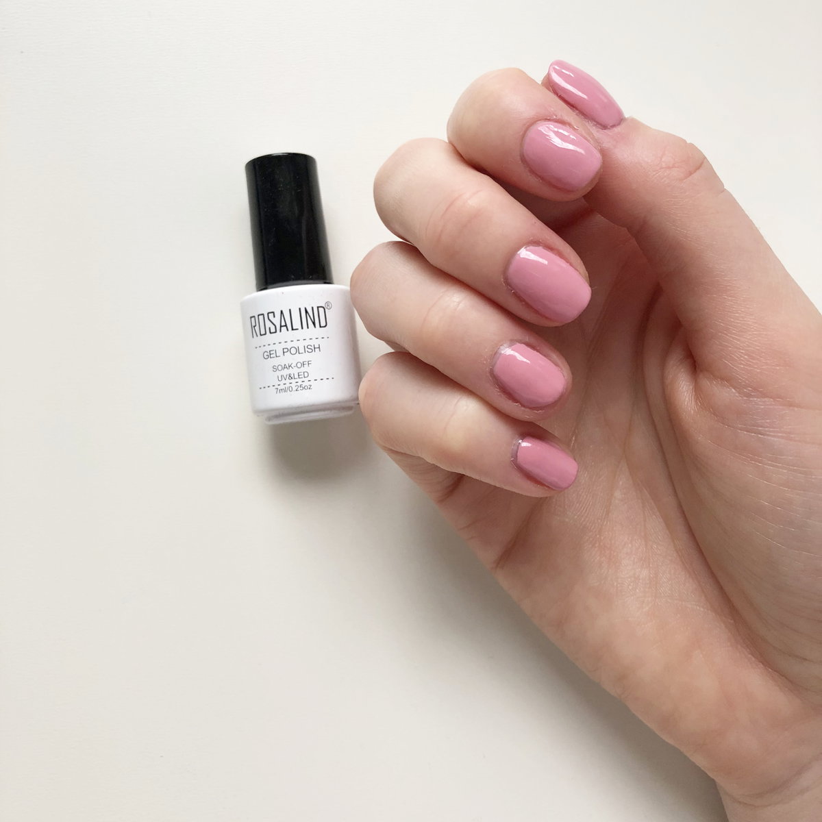UV-Nagellack von Rosalind