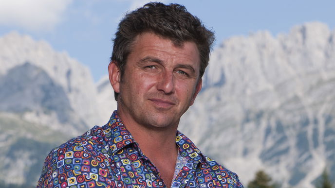 Wo war "Bergdoktor" Hans Sigl? Er meldet sich endlich wieder