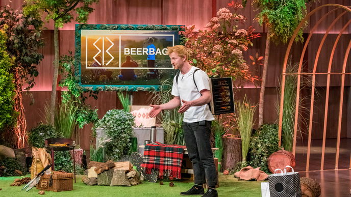 „Die Höhle der Löwen“ 2021 mit „Beerbag“: Student revolutioniert das Kistenschleppen