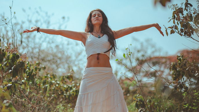 Osho Meditation: So meditierst du lebhaft und aktiv