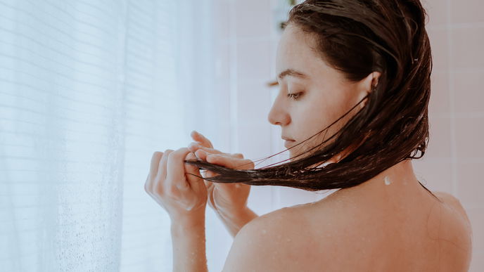 Laut Haar-Profi: Diese 5 Haar-Fehler solltest du sofort stoppen
