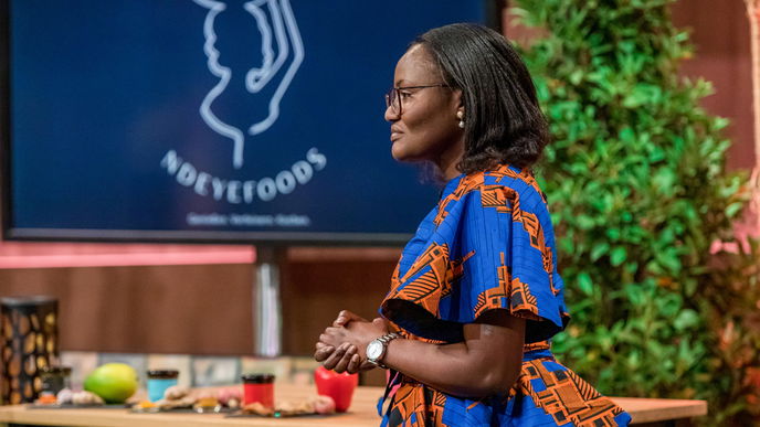 „Die Höhle der Löwen“ 2021: Kann "Ndeyefoods" die Jury von ihren Gourmetsaucen überzeugen?