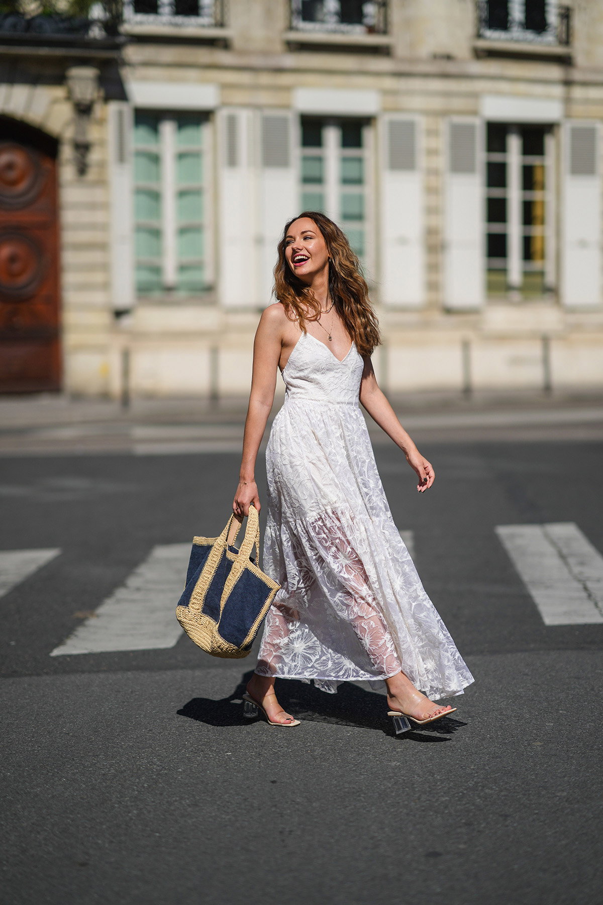 Ophélie Duvillard weißes Kleid