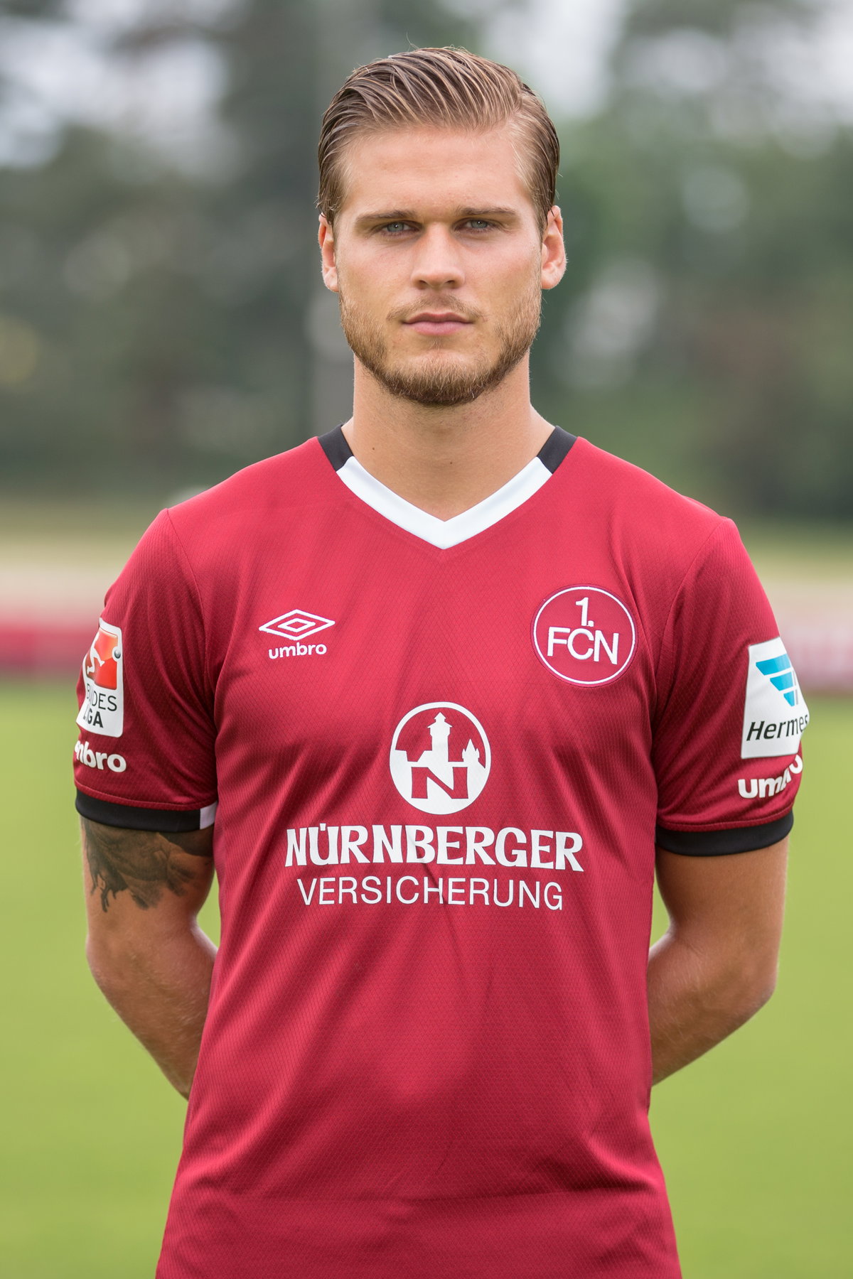 Rúrik Gíslason kurze Haare