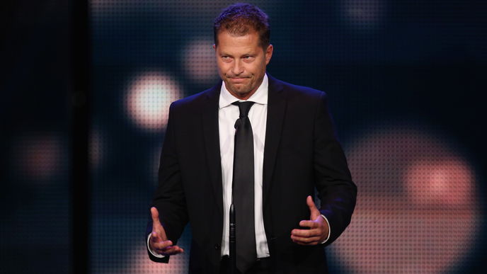Til Schweiger: Sein Selfie schockiert die Fans – was ist da passiert?