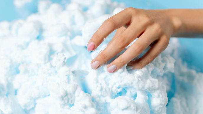 Base Coat: Anwendung, Tipps und die besten Lacke