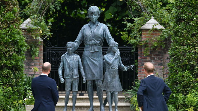Lady Diana: Mit drei Kindern – diese Bedeutung hat ihre Statue