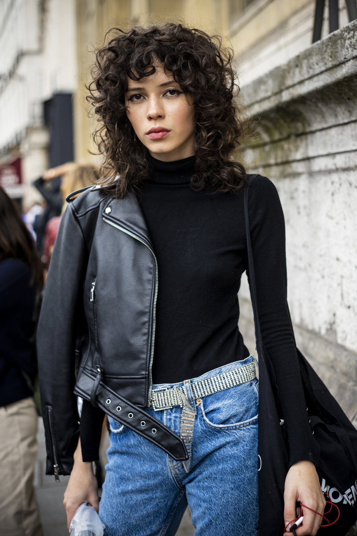 Curly Fringe Style Paris