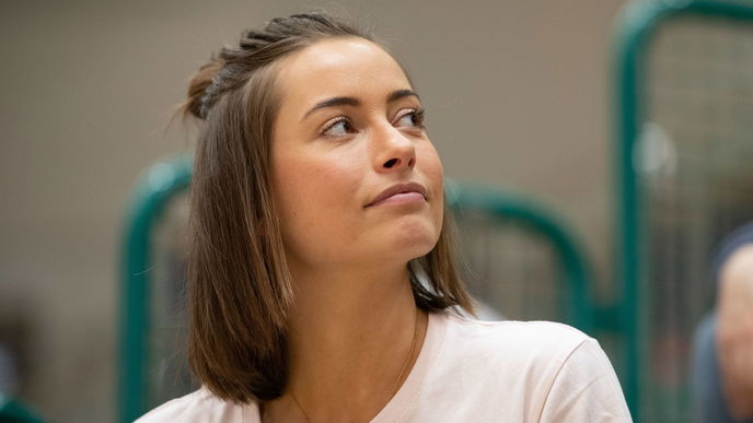 Jennifer Lange: Übelkeit? Jetzt spricht die 27-Jährige Klartext!