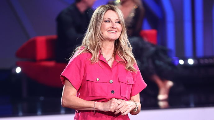 Frauke Ludowig: Sexy im Badeanzug! Mit diesem Foto haben Fans nicht gerechnet