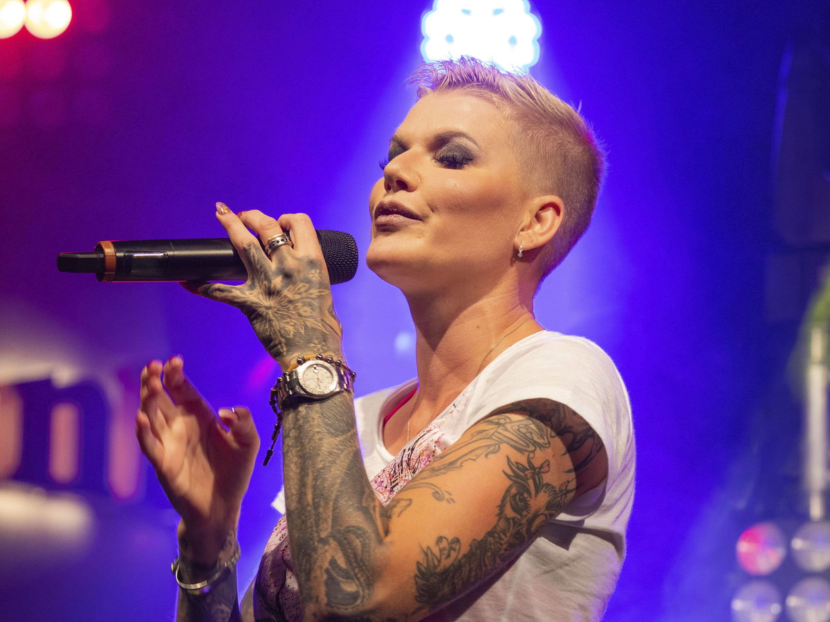 Melanie Müller singt bald am Goldstrand