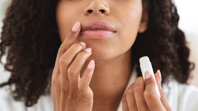 Trockene Lippen: Ursachen und Tipps, wie du sie schnell loswirst