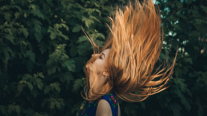 Das bringen nahtlose Clip-in-Extensions für dein Haar!