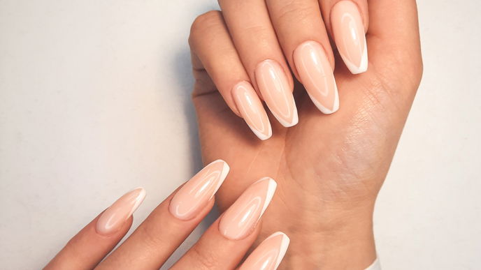 Gelnägel Ballerina: Alles über den edlen Nageltrend