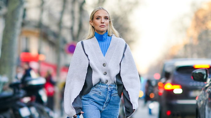 So easy! Mit diesem Outfit-Trick wird dein Strick-Cardigan im Herbst zum Hingucker