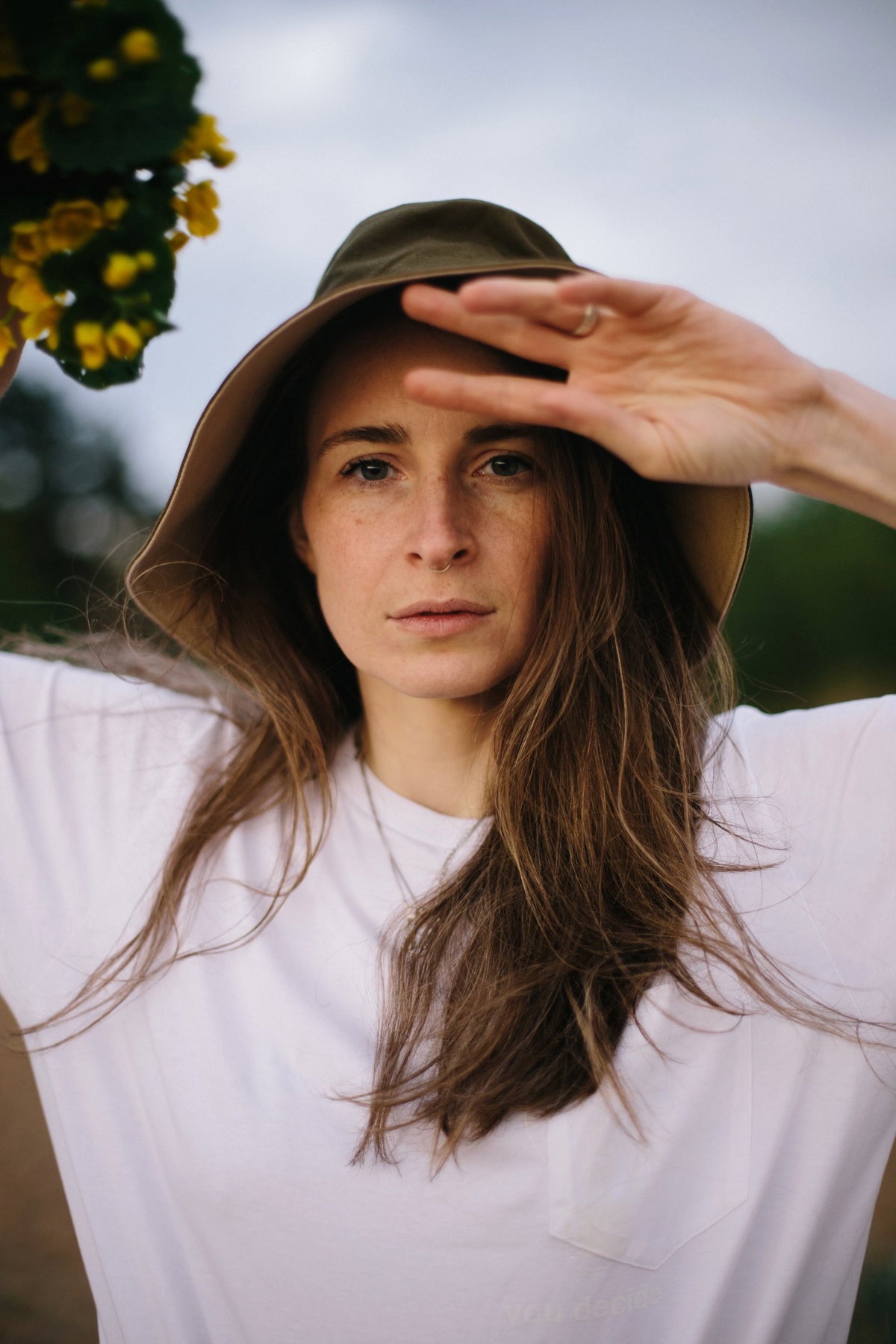 Horoskop: Frau mit Hut