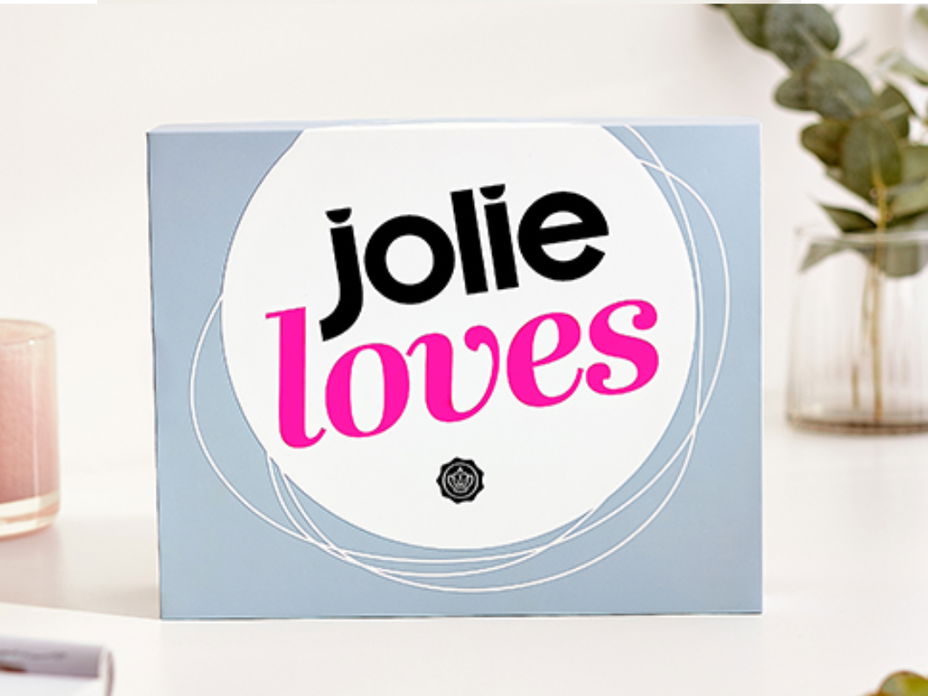 Jolie loves Glossybox