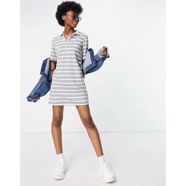 Stradivarius Polokleid