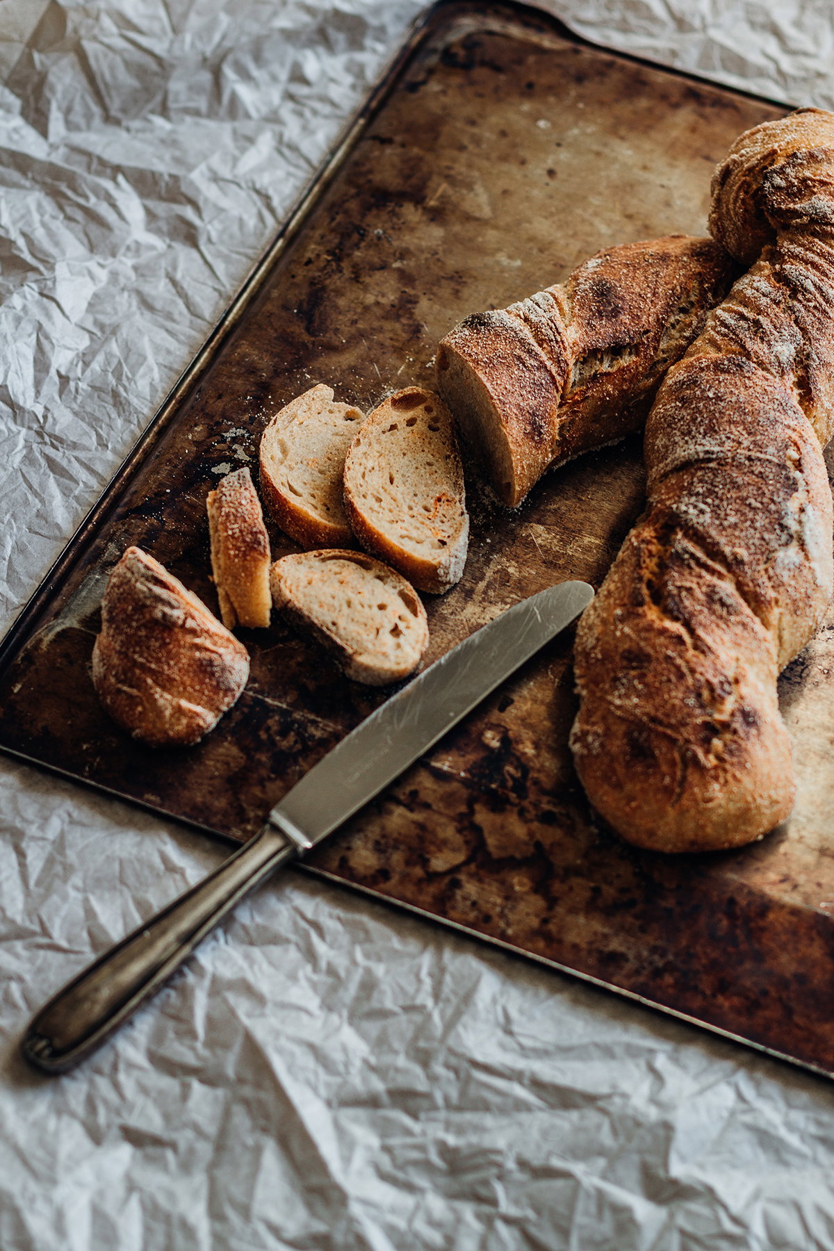 Brot auf Brett