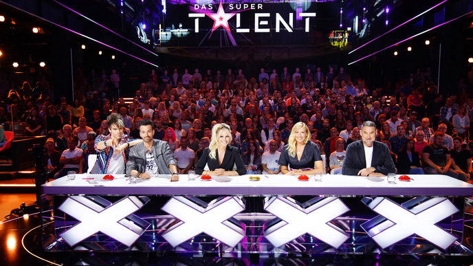 "Das Supertalent": Damit hat keiner gerechnet! ER sitzt wieder in der Jury
